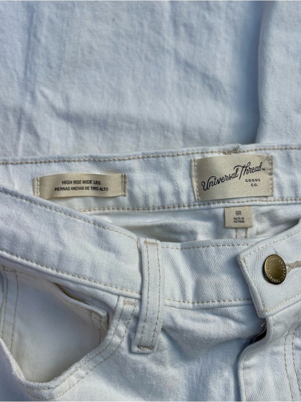 Universal Thread High Rise Wide Leg White Denim Jeans Size 6R NWOT - Picture 12 of 16